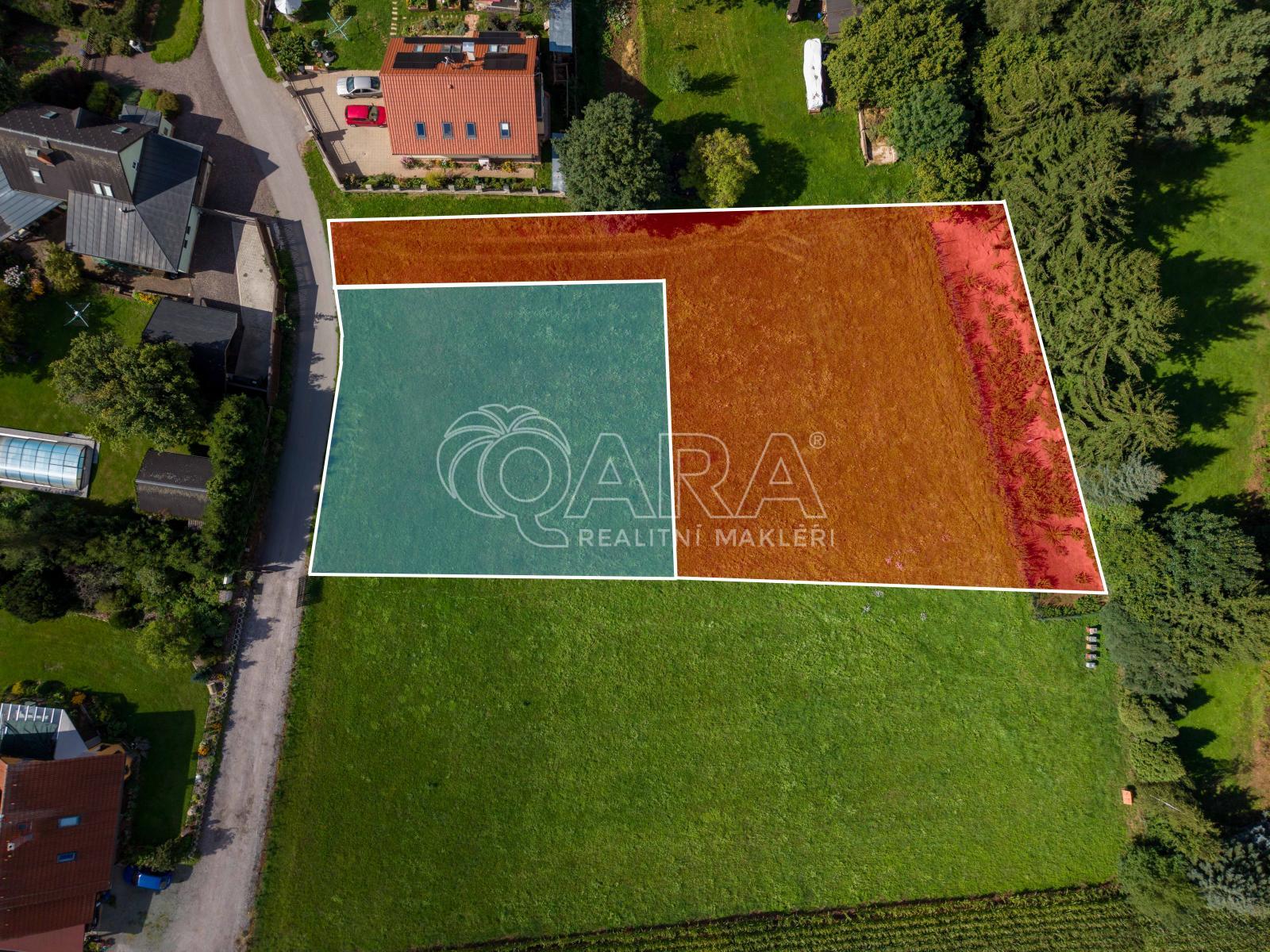 Slunný stavební pozemek (1 000 m&sup2;) pod horami  Vlčice u Trutnova